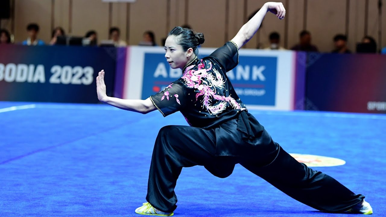 SEA Games 32: Màn trình diễn của Dương Thúy Vi và Phương Giang tại nội dung trường quyền