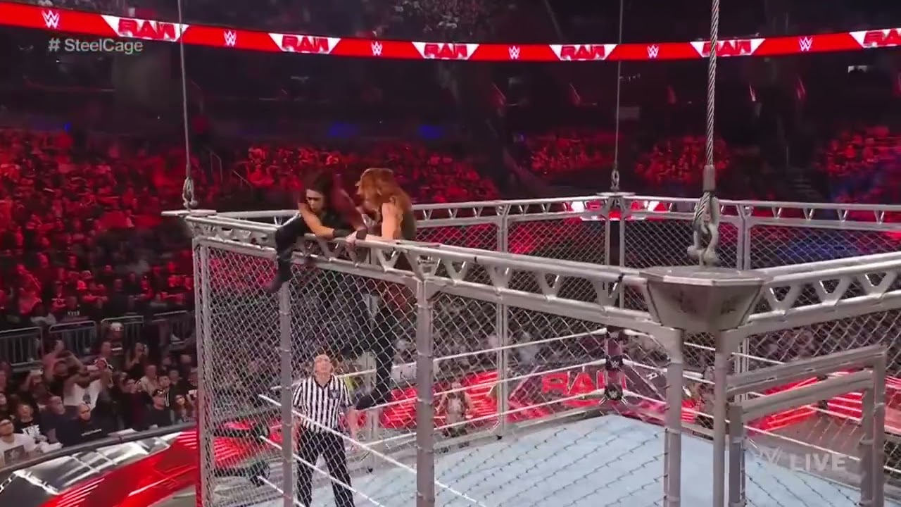 Becky Lynch vs. Bayley - Steel Cage Match: Raw, Feb. 6, 2023