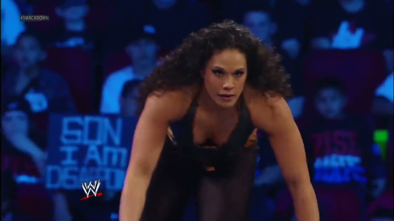 Alicia Fox & Tamina Snuka vs. Natalya & Beth Phoenix: SmackDown, Feb. 17, 2012