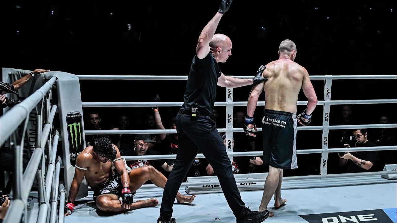 โดนอีกแล้วหรอ?  สินสมุทรโดนนักมวยรัสเซียต่อยท้องน็อคยก3 สินสมุทร กลิ่นมี vs Dmitry Menshikov