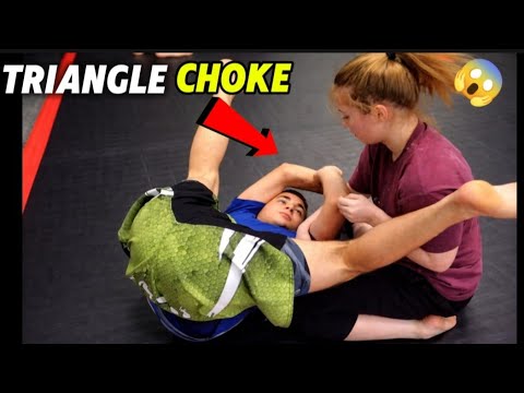 She Got Caught in a Triangle Choke! 😱 Instant Tap!” Brazilian Jiujitsu Girl vs Boy |