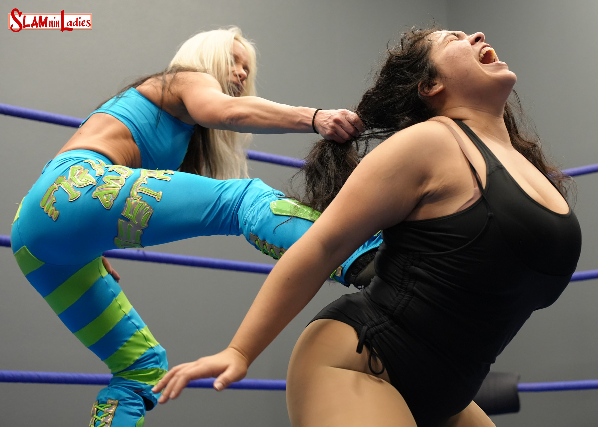 Claudia del Solis vs Zoey Skye
