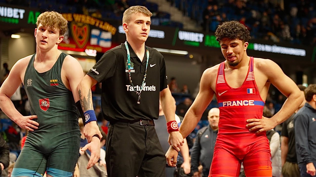 U17 Ali Maamatou (FRA) vs Marius Zajauskas (LTU) 80kg. G-roman boys wrestling. B-cam-man.