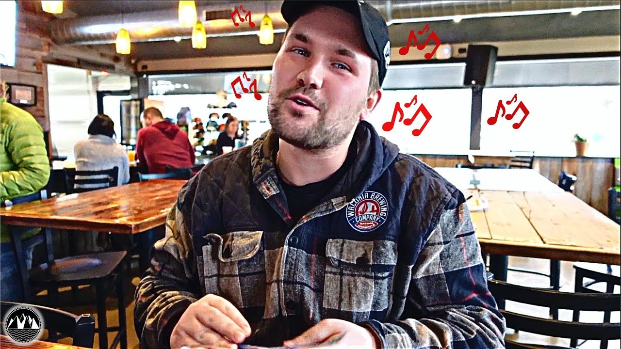 Playing MARIO KART DOUBLE DASH at a BREWERY!?🍻 | Waconia Brewing TOUR | Minnesota Trip Part 1 VLOG