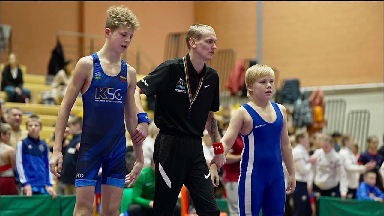 U17 K. Lebedev (EST) vs D. Skrodenis (LTU) 52kg. Youth boys freestyle wrestling.
