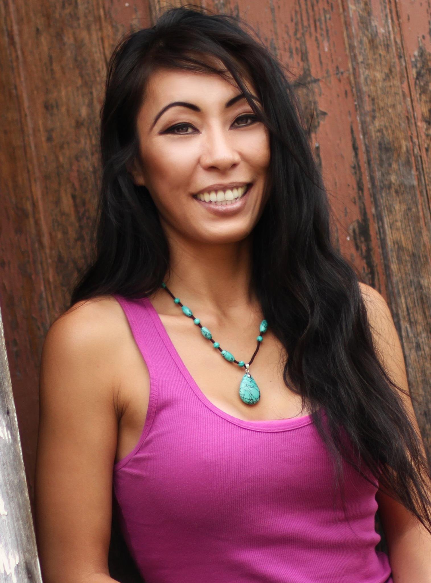 Tritia DeViSha