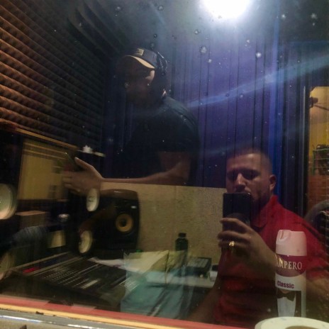 Me Gustaría ft. MHC Music