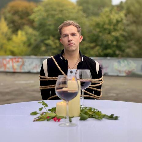 Prisiminimai Sugrįš cover art