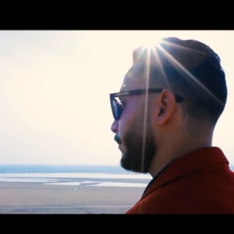 مقطوع من شجرة cover art