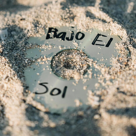 Suelto ft. La Movie & Amaro CCS cover art