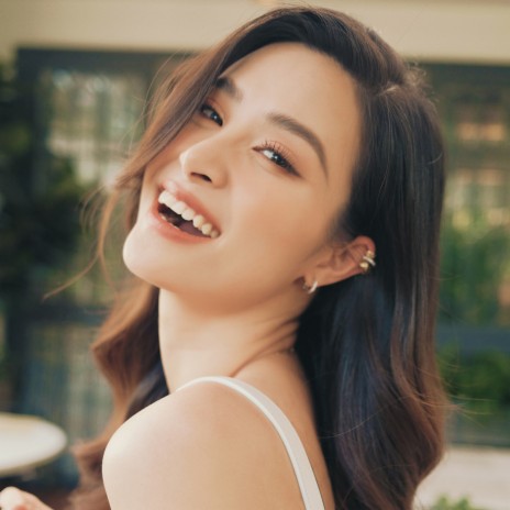 Thiên Đường Hạnh Phúc cover art
