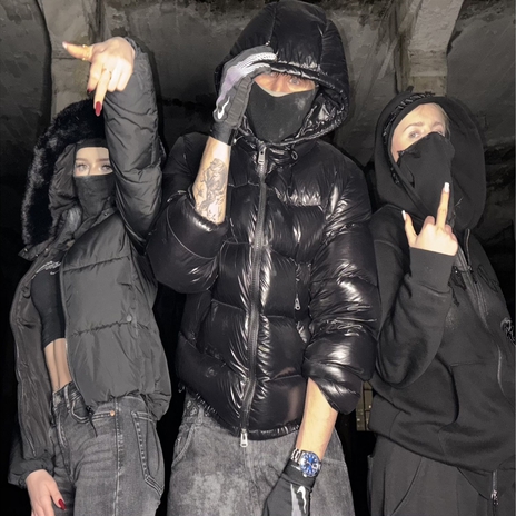 LATYNOSKI CZTERY cover art