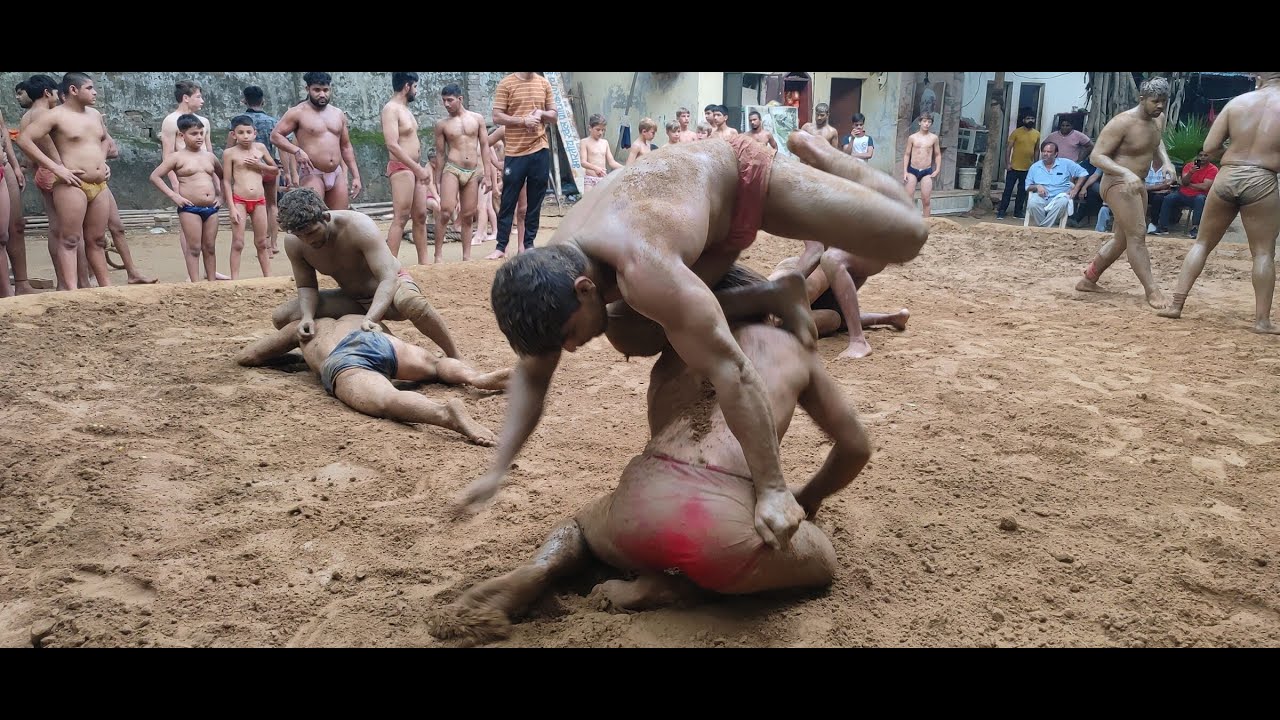 Three minutes bouts : Desi kushti : World wrestling tour : USA vs Indian wrestlers : -5