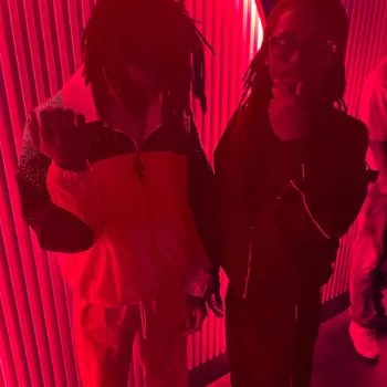 Dro₽₽in ft. Pjay cover art