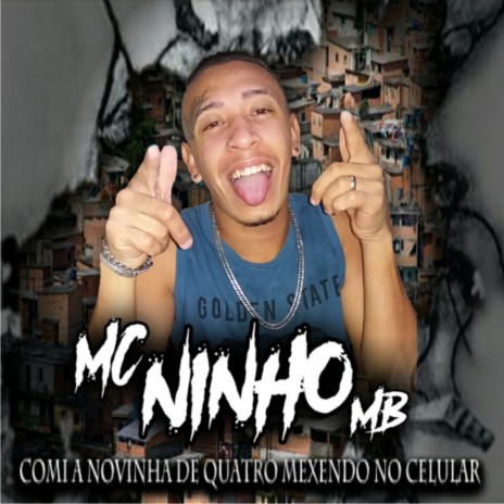 Comi a Novinha de Quatro Mexendo no Celular cover art