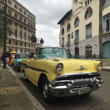CENTRO HABANA cover art