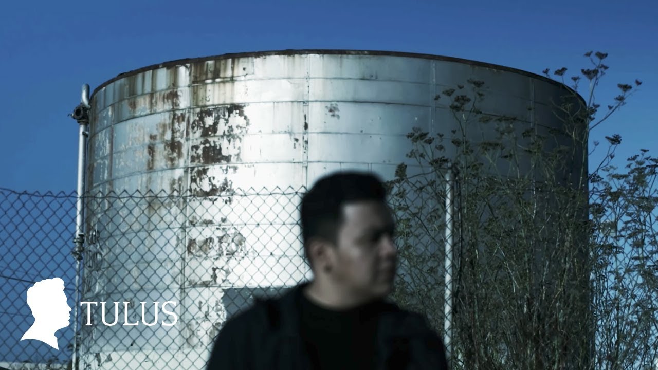 TULUS - Tukar Jiwa (Official Music Video) cover art