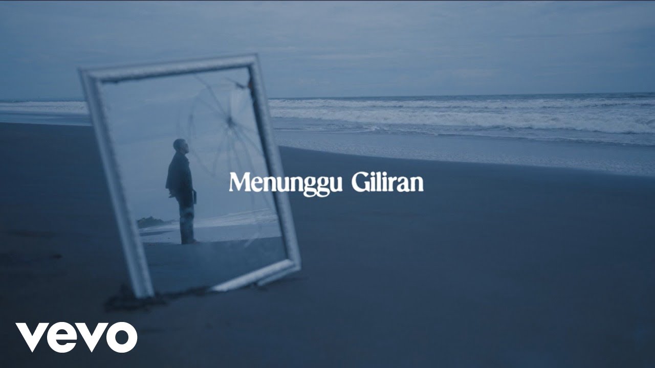 for Revenge - Menunggu Giliran ft. Elsa Japasal (Official Album Visualizer) cover art