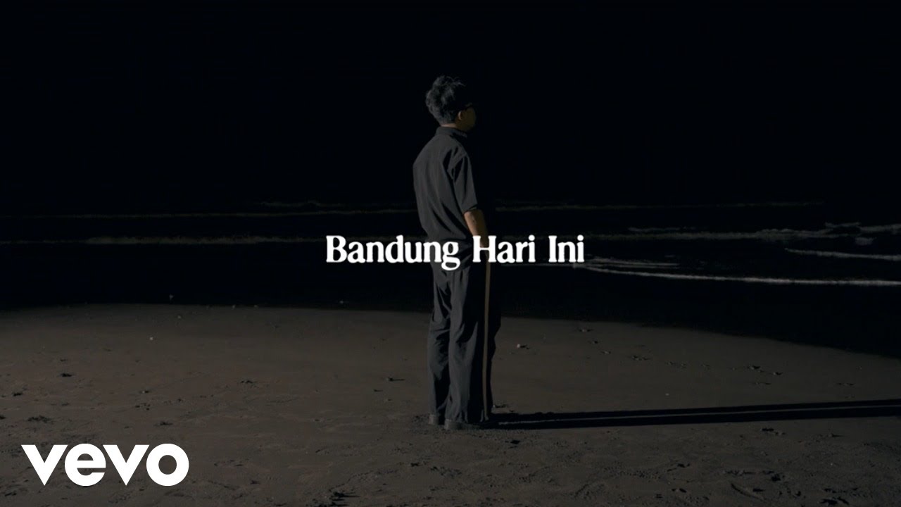 for Revenge - Bandung Hari Ini (Official Album Visualizer) cover art