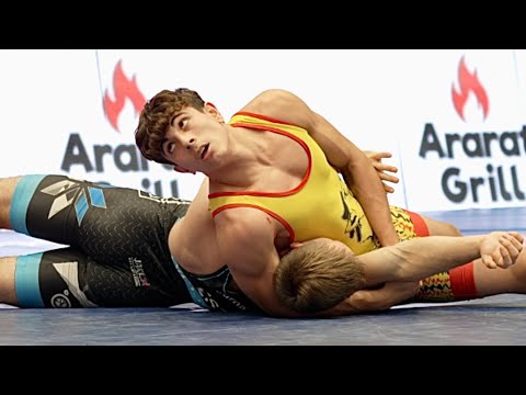 U17 Alessio Arancio (ITA) vs Oscar Jürna (EST) 71kg. Greco-roman boys youth wrestling. B-cam-man