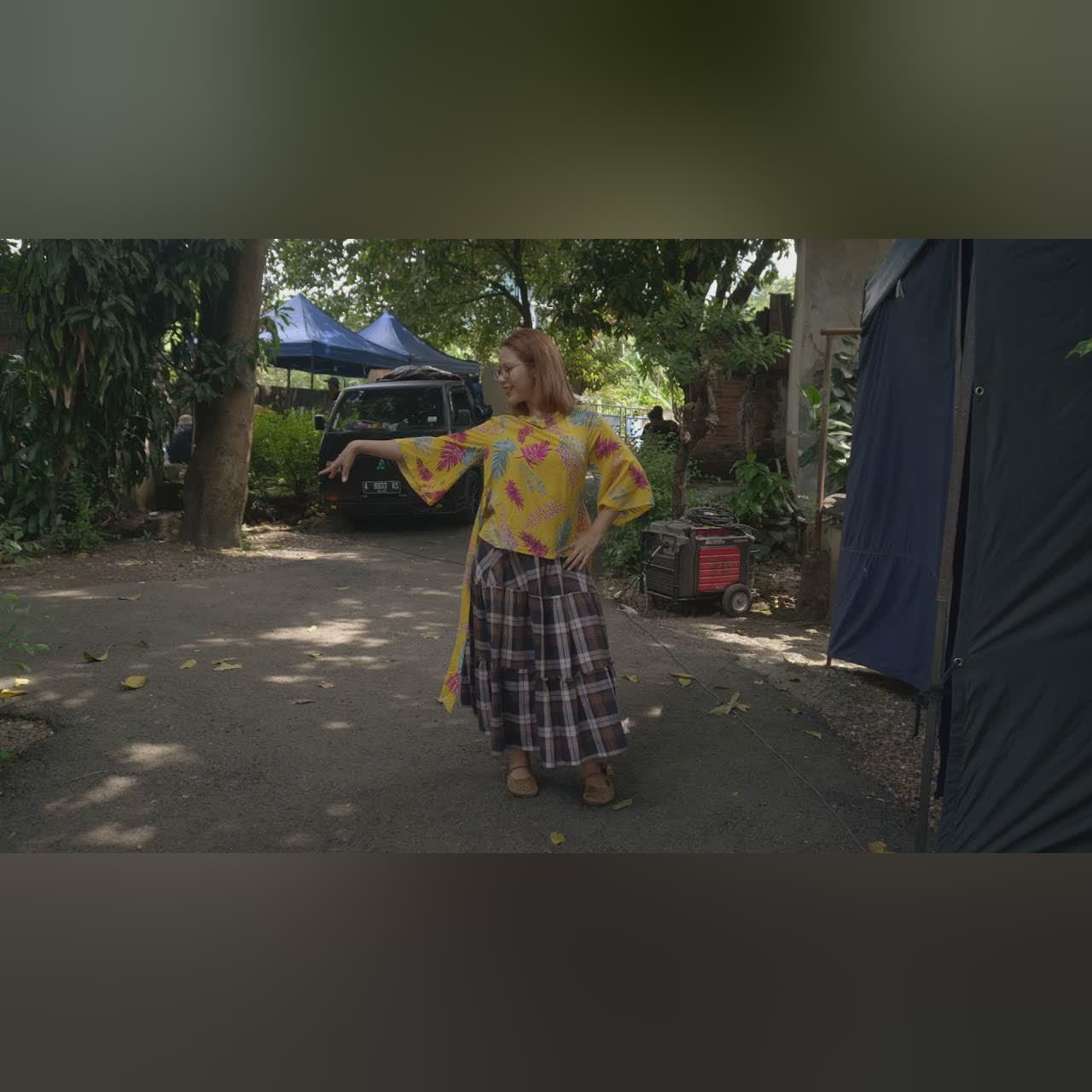 Di Balik Video Musik Ah cover art