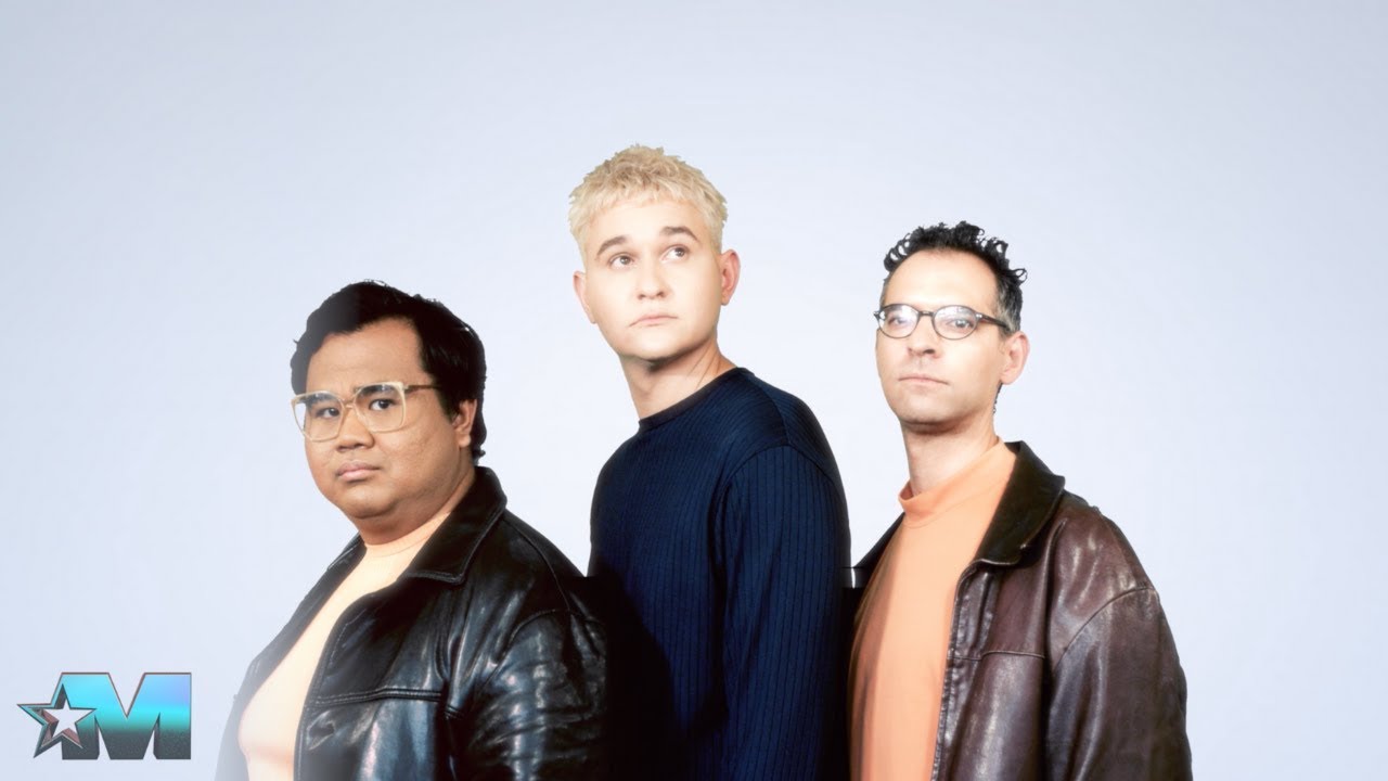 mona on the radio - i think i'm in love cover art