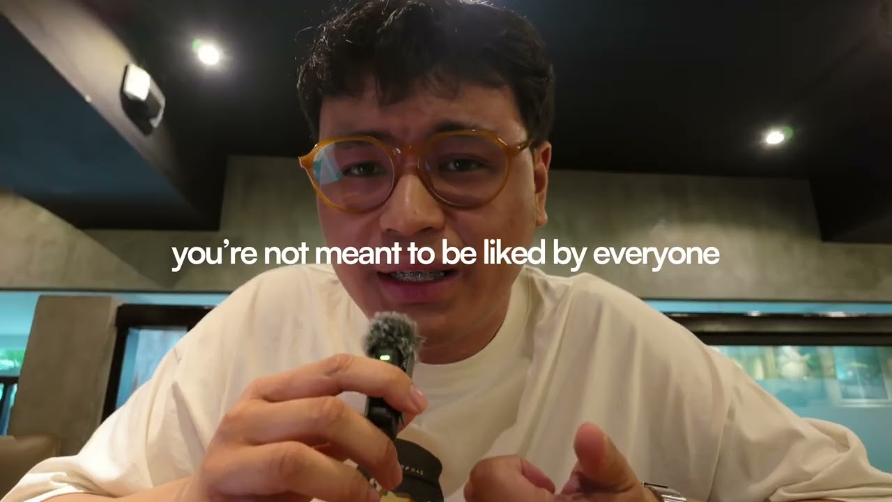 hindi mo sila kailangang i-please para mahalin ka cover art