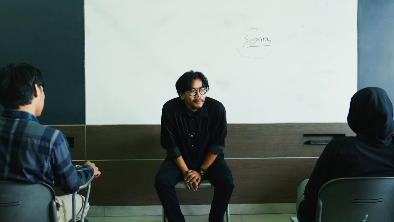 Dongeng Sejarah Ekonomi Dunia cover art
