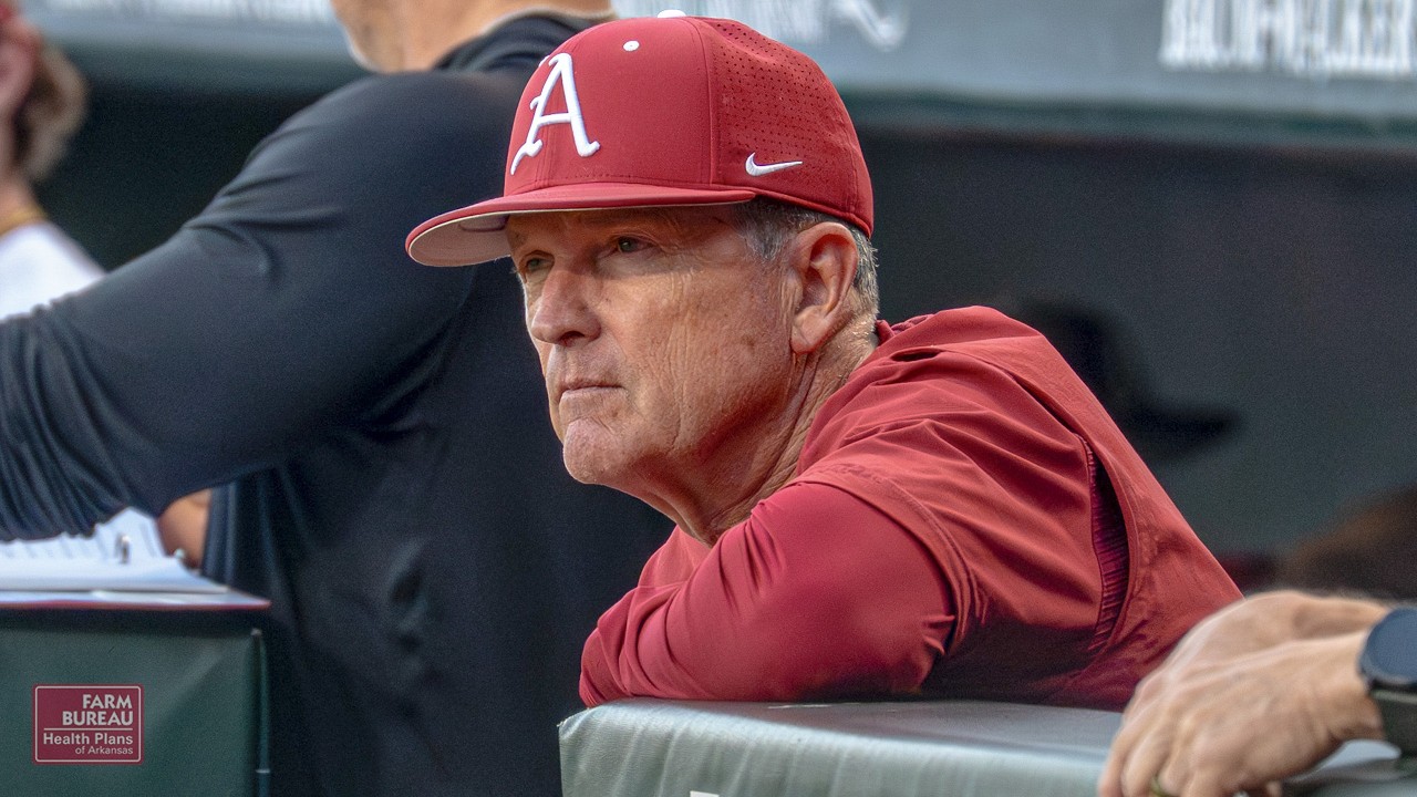 Brett Dolan on getting sweep at Missouri should be in Razorbacks' grasp cover art
