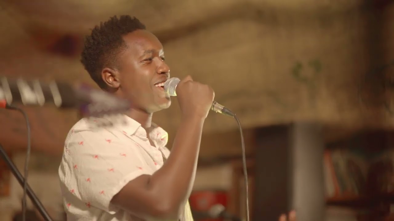 Mutoriah - βeta ft Hornsphere (Live) cover art