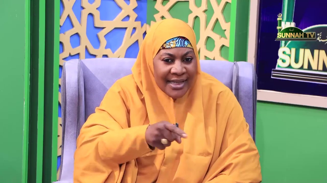 02 Shirin Yau Take Sallah ||Malama Hauwa Said, Malama Juwairiyya & Malama Khadija Adam. cover art