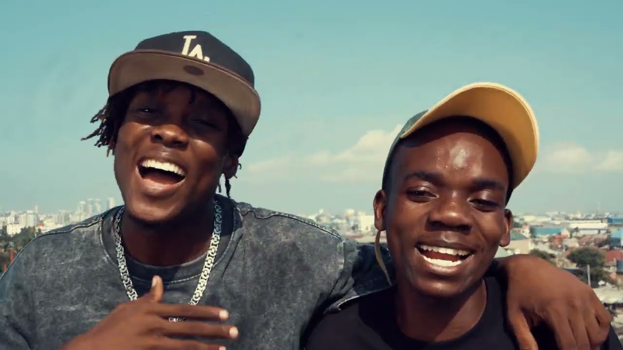 Msomali ft Meddy Voice – Sina Utajiri (Official Music Video) cover art