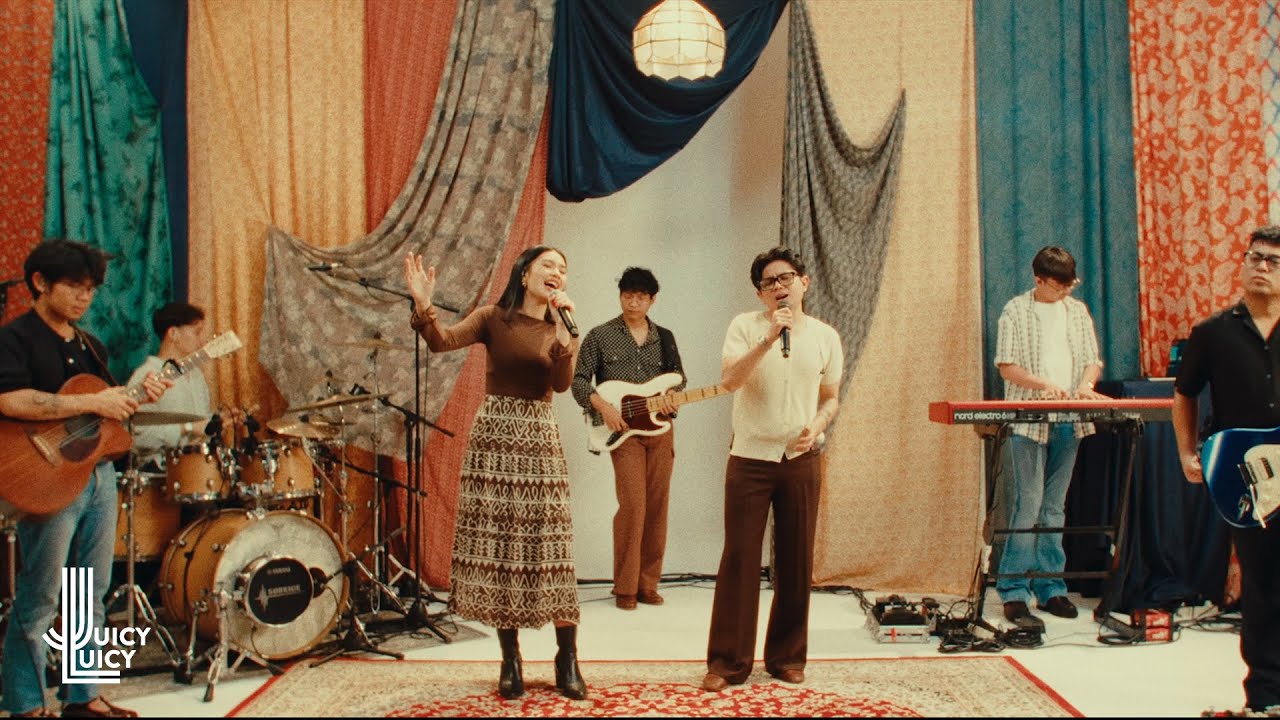 Juicy Luicy Feat. Vanessa Zee - Mawar Jingga (Live Performance) cover art