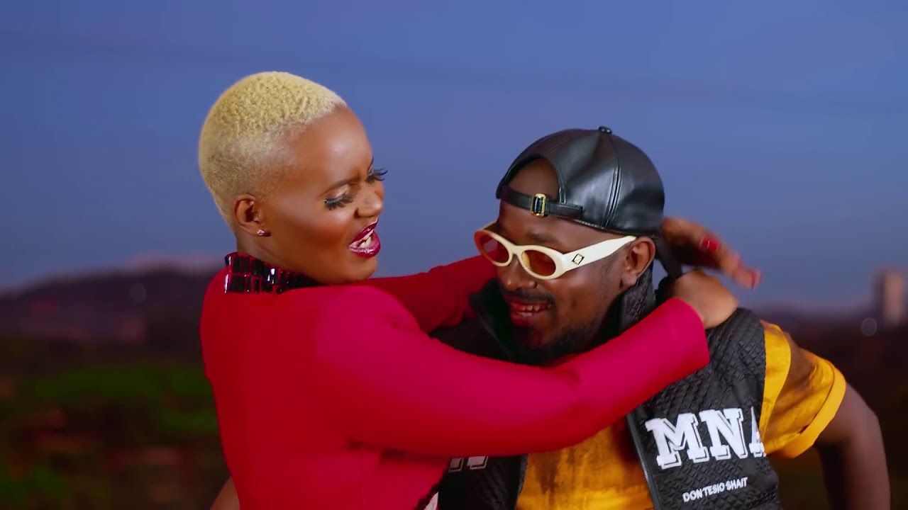 Omega 256 x Ykee Benda - Hallo (Official Video) cover art