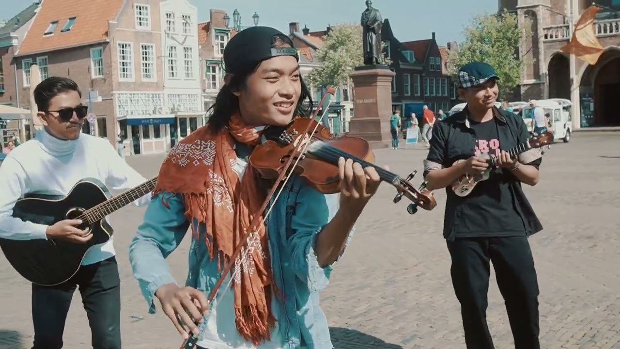 Keroncongisasi - Farandole ( Keroncong Version)