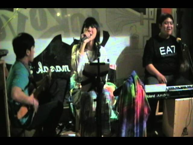 Lucy in the Sky with Diamond (cover The Beatles) cover art