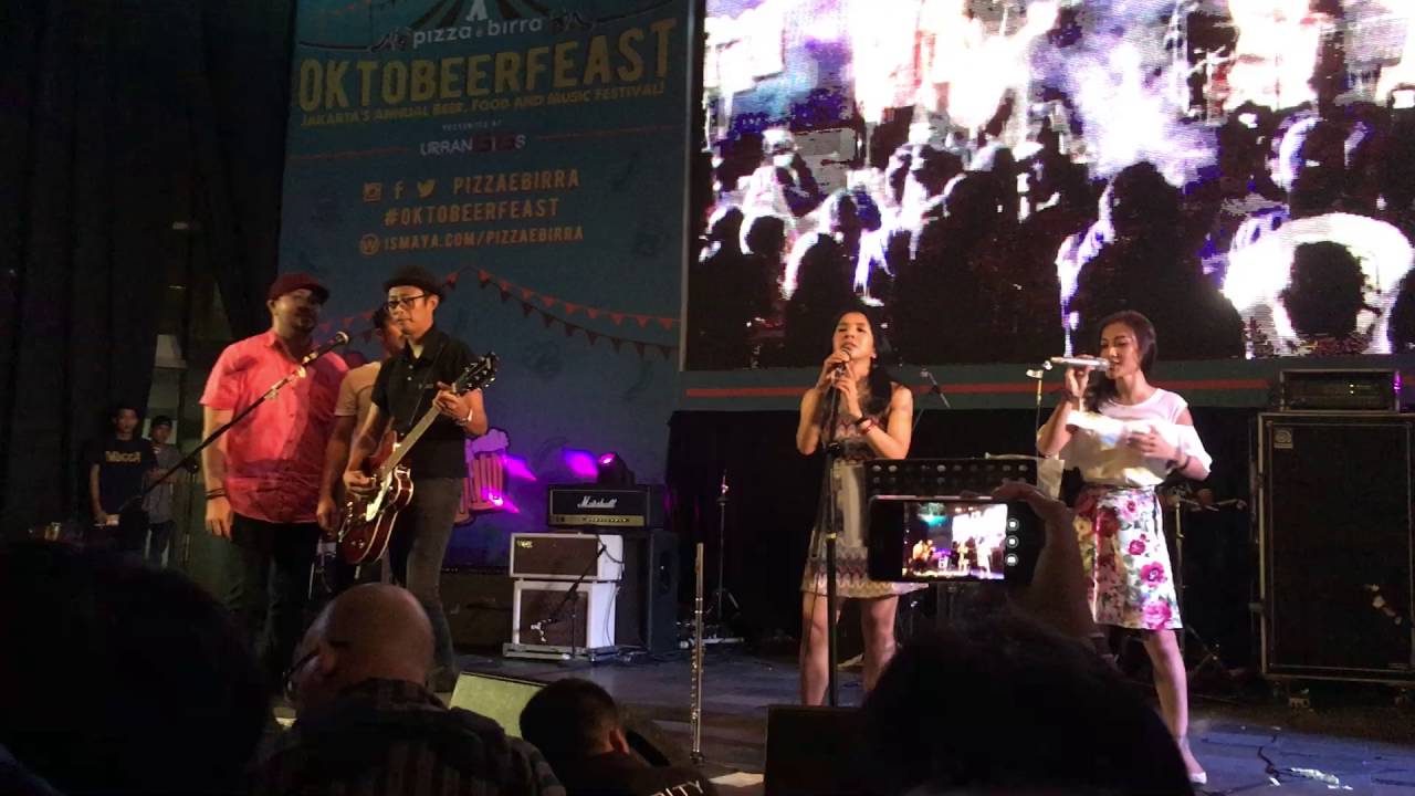 Butterflies in my tummy - Mocca feat Asteriska (Live on OktoBeerFeast) cover art