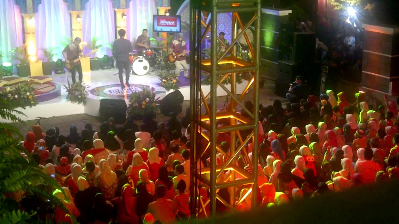Seventeen - Ramadhan Yang Indah ( tabligh akbar RTV 110714 ) cover art