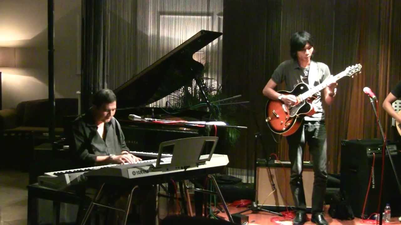 Idang Rasjidi Syndicate - San Juan Sunset @ Mostly Jazz 13/11/2011 [HD] cover art