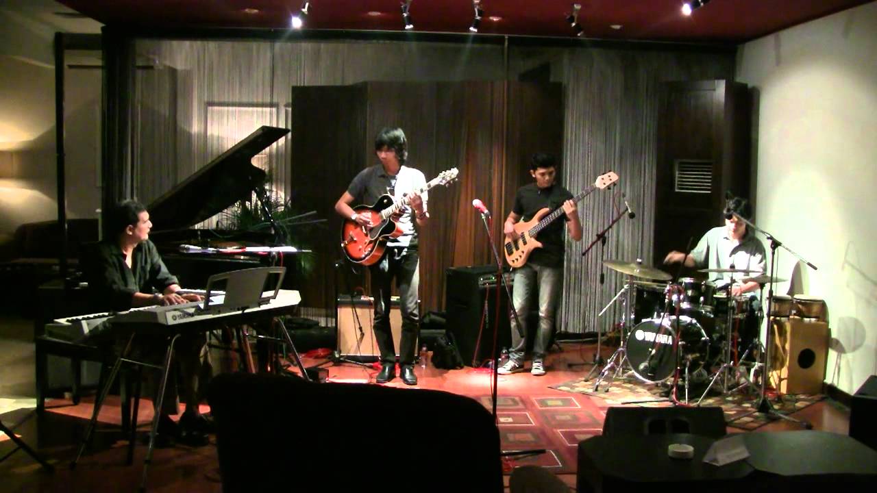 Idang Rasjidi Syndicate - Pittsburgh @ Mostly Jazz 13/11/2011 [HD] cover art