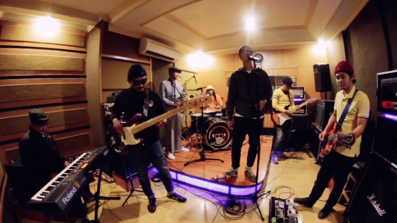 Monkey boots - Terbayang cover art