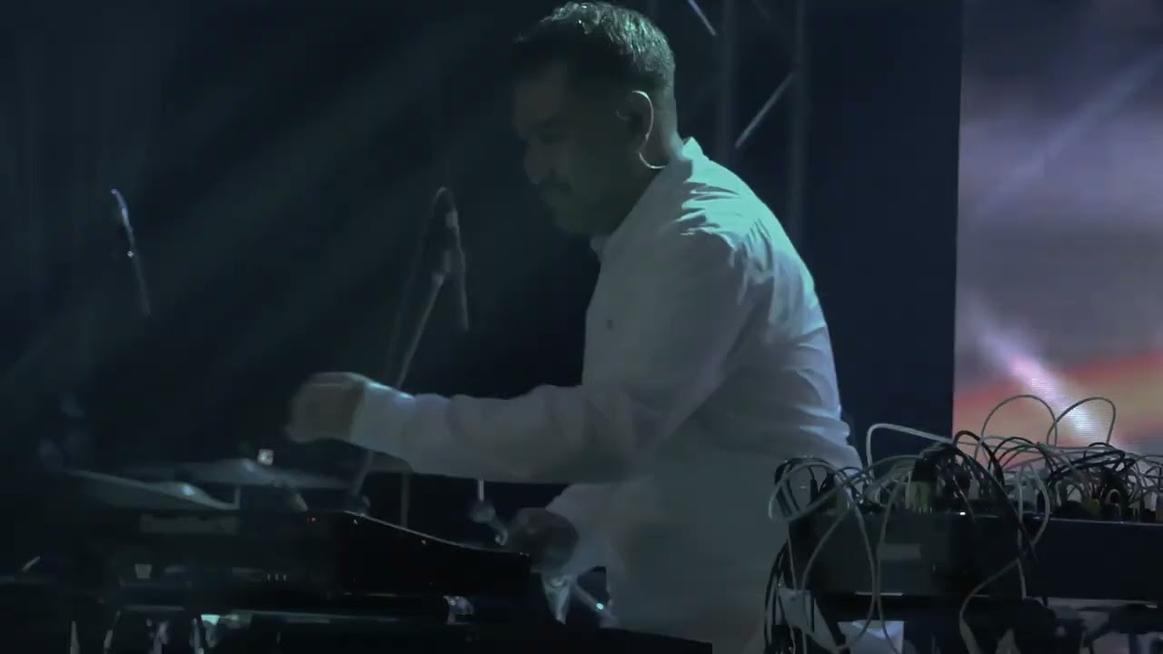 Utopia | Live at HMGNC 20 Years Concert cover art