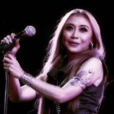 Trie Utami