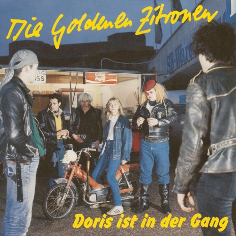 Ihre Faust so fest (Skinheadmädchen)