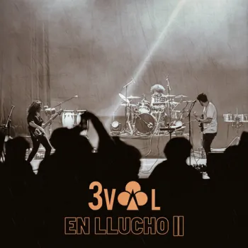 Chapa - En Llucho II - Teatro San Gabriel cover art