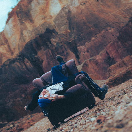 FONKY EN EL SILLÓN ft. upsidöwn cover art
