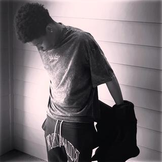 LNH Luh Tee