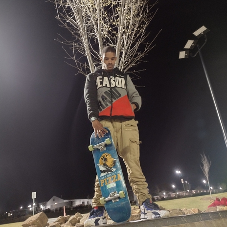 SkateDee rocks in the road