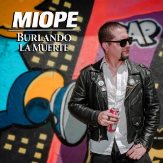 Burlando la Muerte