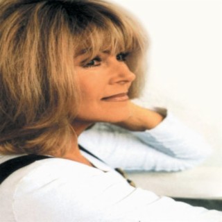 Lena Valaitis